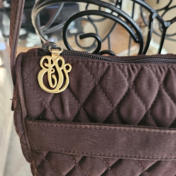 RETIRED VERA BRADLEY CHOCOLATE BROWN QUILTED PURSE HANDBAG GOLD CHARM 😍HP! - Picture 5 of 8